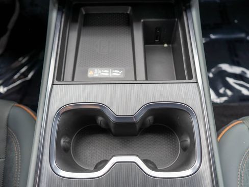 New 2026 GMC Acadia AT4 AWD/4WD image 29
