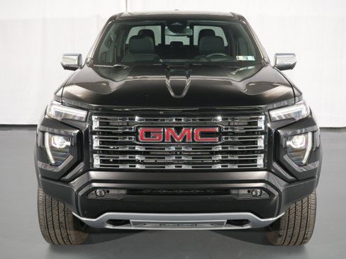 Used 2024 GMC Canyon Denali AWD/4WD image 4