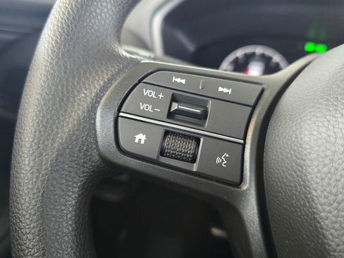 New 2026 Honda HR-V LX image 38