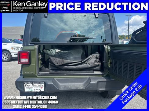 Used 2021 Jeep Wrangler Sport AWD/4WD image 10