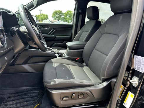 Used 2023 Chevrolet Colorado LT w/ LT Convenience Package II image 20