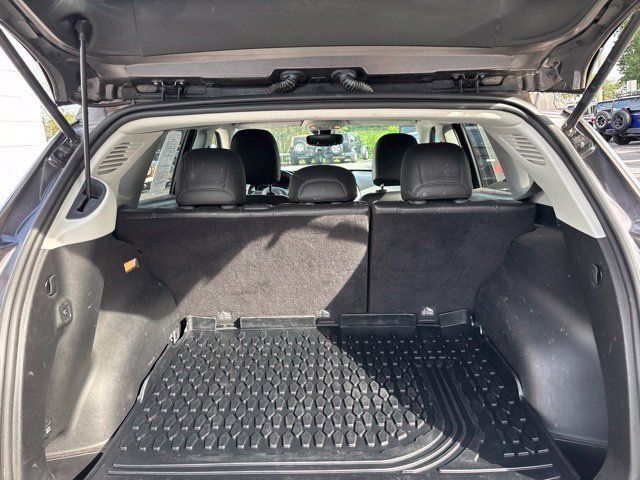 Used 2018 Jeep Compass Latitude w/ Popular Equipment Group AWD/4WD image 10