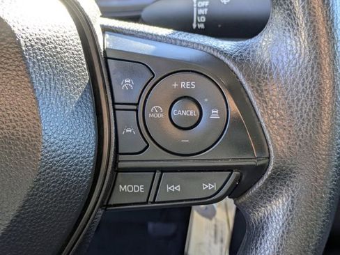 Used 2024 Toyota Corolla LE image 19