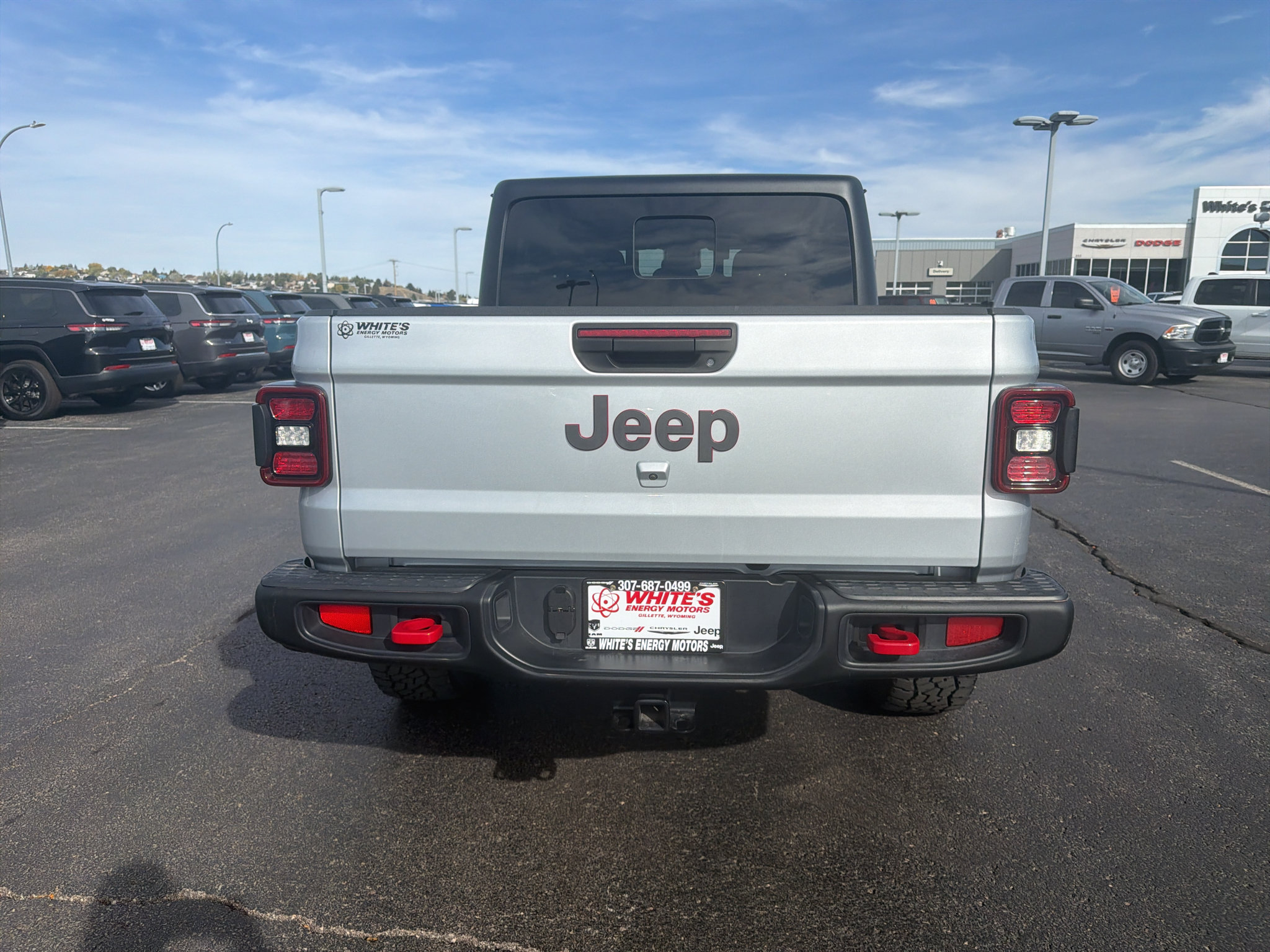 Used 2024 Jeep Gladiator Rubicon w/ Convenience Group AWD/4WD image 6