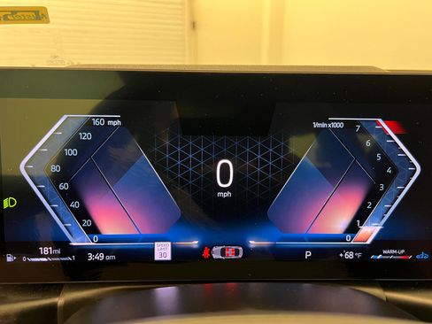 Used 2024 BMW 230i Coupe w/ Convenience Package image 19