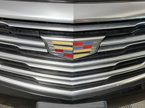 Used 2017 Cadillac XT5 Luxury AWD/4WD image 10
