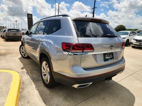 Used 2023 Volkswagen Atlas SE FWD image 9
