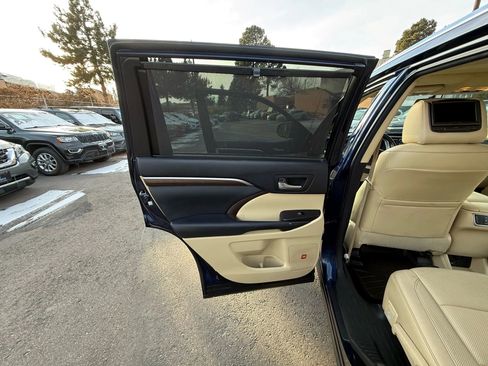 Used 2015 Toyota Highlander Limited image 59