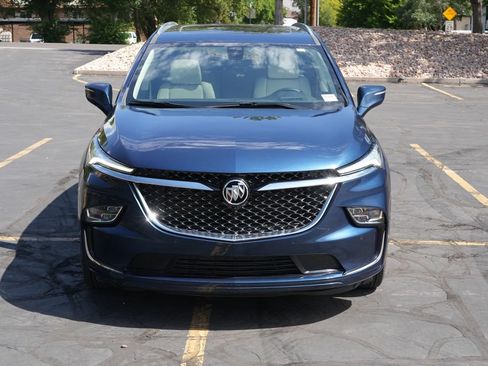 Used 2023 Buick Enclave Avenir w/ Avenir Technology Package AWD/4WD image 8