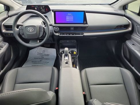 Used 2024 Toyota Prius XLE image 21
