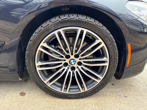 Used 2018 BMW 530i xDrive image 11