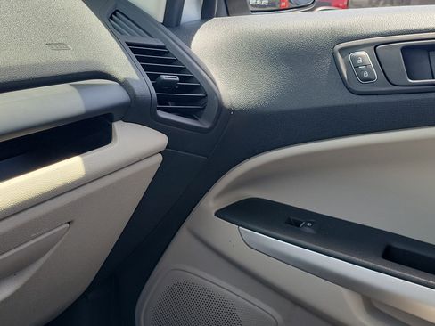 Used 2020 Ford EcoSport S FWD image 30