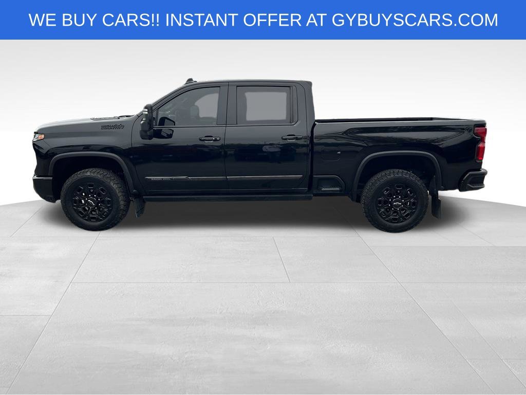 Used 2024 Chevrolet Silverado 3500 High Country w/ Technology Package AWD/4WD image 3
