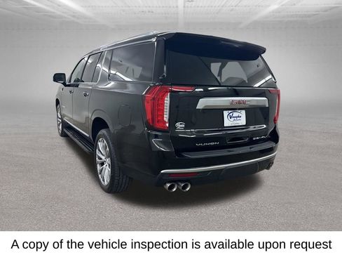 Used 2023 GMC Yukon XL Denali AWD/4WD image 11