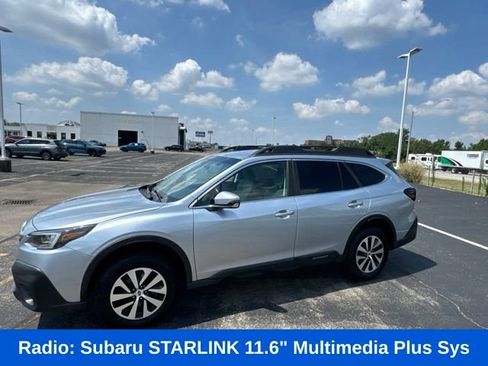 Certified 2022 Subaru Outback Premium w/ Popular Package #1 AWD/4WD image 4