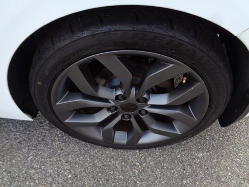 Used 2012 Hyundai Veloster w/ Style Pkg FWD image 28