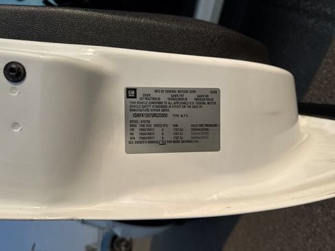 Used 2009 Chevrolet Tahoe 4WD w/ Skid Plate Package image 25