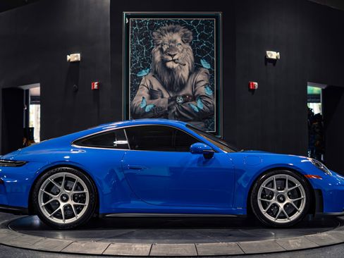 Used 2026 Porsche 911 GT3 RWD image 5