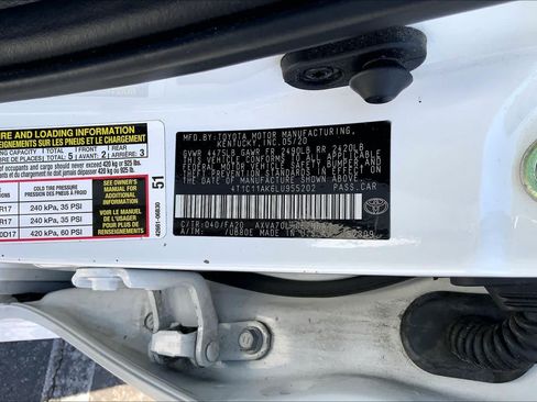 Used 2020 Toyota Camry LE FWD image 34