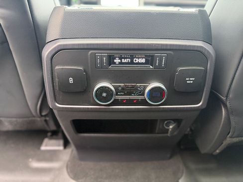 Used 2024 Ford Expedition Max Platinum AWD/4WD image 28