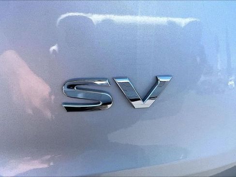Certified 2023 Nissan Rogue SV FWD image 24