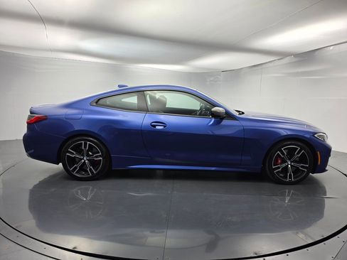Used 2022 BMW M440i Coupe image 3