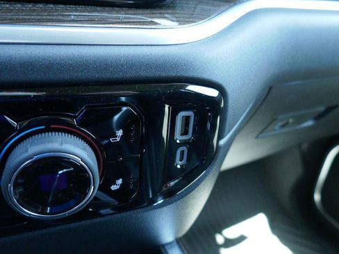 New 2026 Chevrolet Silverado 1500 RST AWD/4WD image 23