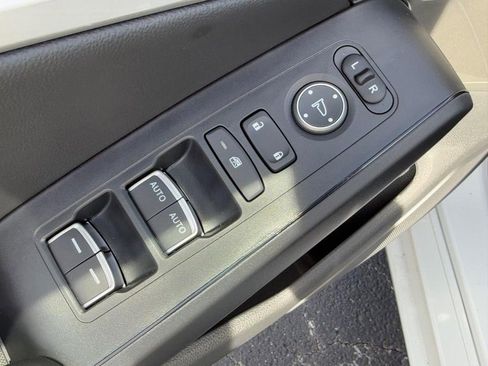 Used 2026 Acura Integra FWD image 12