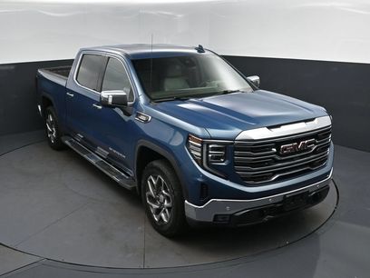 Used 2024 GMC Sierra 1500 SLT w/ SLT Premium Plus Package