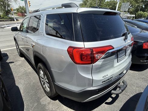 Used 2017 GMC Acadia SLE w/ Driver Alert Package I AWD/4WD image 9