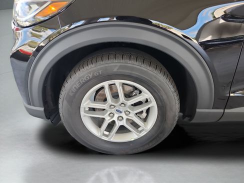 New 2026 Ford Explorer Active RWD image 26