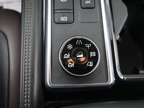 Used 2023 Nissan Pathfinder Platinum w/ Cargo Package AWD/4WD image 26