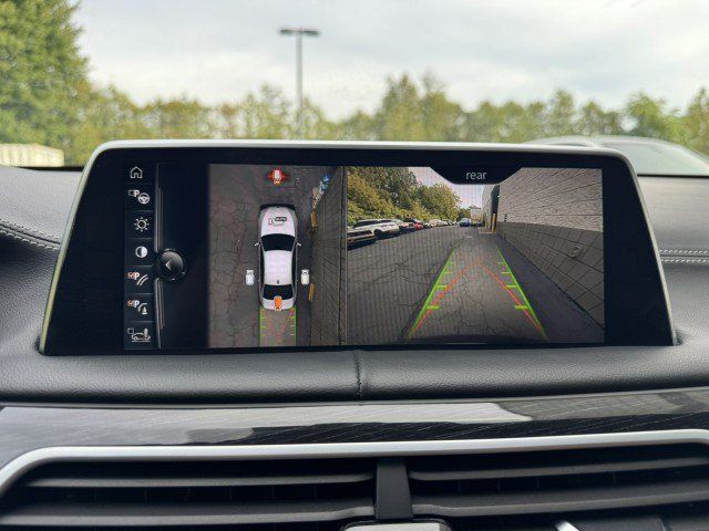 Used 2017 BMW 740i RWD image 29