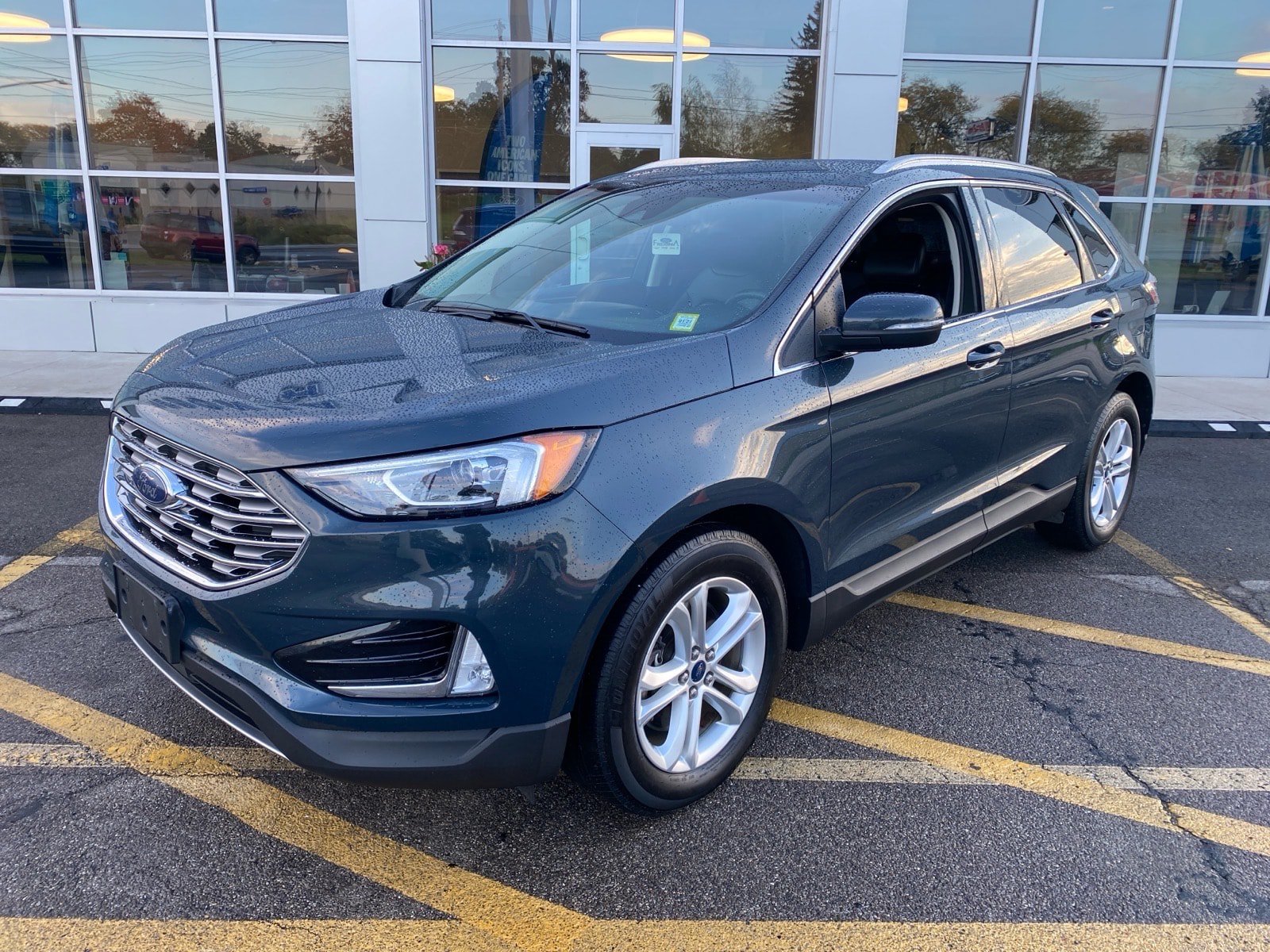 Used 2019 Ford Edge SEL w/ Equipment Group 201A AWD/4WD image 1
