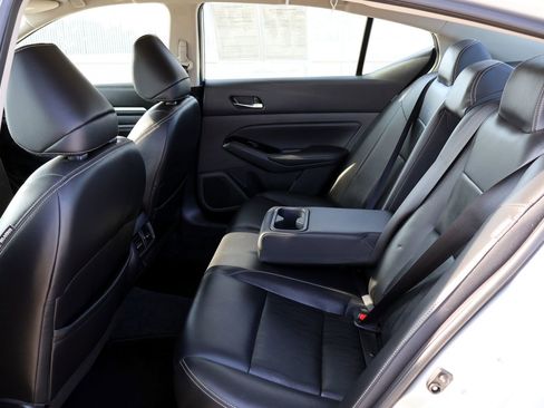 Used 2021 Nissan Altima 2.5 SL image 17