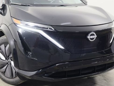 Used 2023 Nissan Ariya FWD image 43