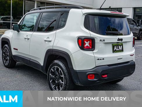 Used 2023 Jeep Renegade Trailhawk image 5