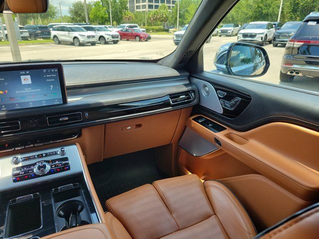 Used 2021 Lincoln Aviator Black Label w/ Dynamic Handling Package AWD/4WD image 23