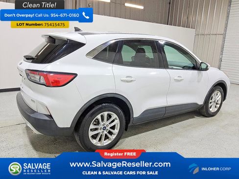 Used 2020 Ford Escape SE image 4