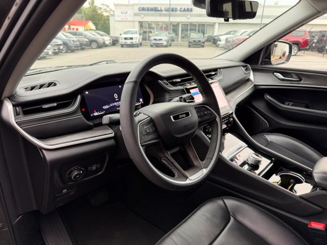 Used 2023 Jeep Grand Cherokee L Limited w/ Luxury Tech Group II AWD/4WD image 6