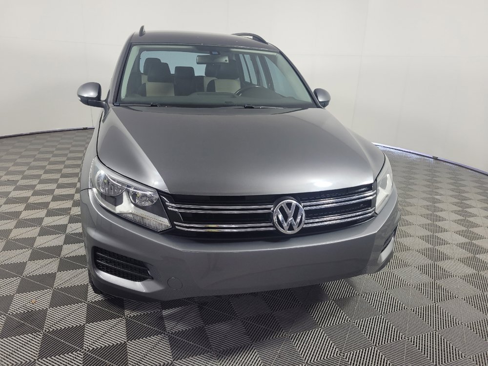 Used 2016 Volkswagen Tiguan S FWD image 14