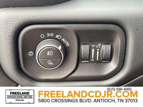 New 2026 RAM 2500 Laramie AWD/4WD image 33