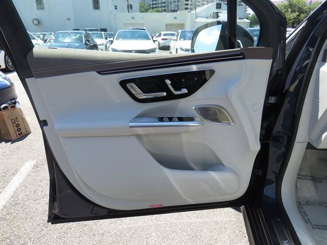 Certified 2023 Mercedes-Benz EQE 350+ 4MATIC SUV w/ Exclusive Trim Package image 13
