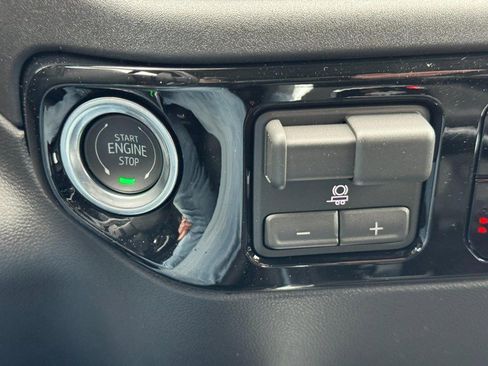 New 2026 Chevrolet Silverado 1500 LT image 16