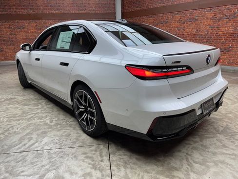 Used 2026 BMW 740i xDrive 740i xDrive w/ Executive Package image 3