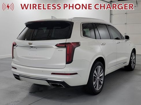 Used 2020 Cadillac XT6 Premium Luxury image 9