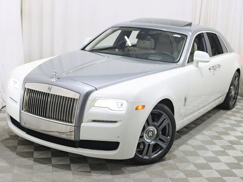 Used 2016 Rolls-Royce Ghost RWD image 5