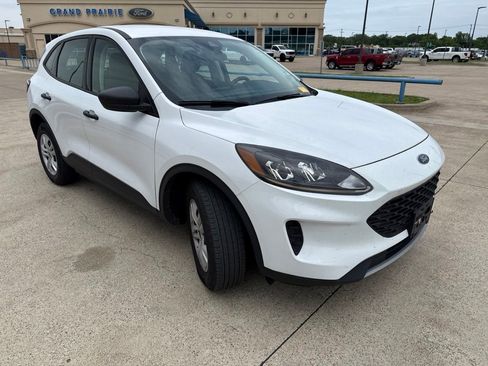 Used 2022 Ford Escape S AWD/4WD image 18