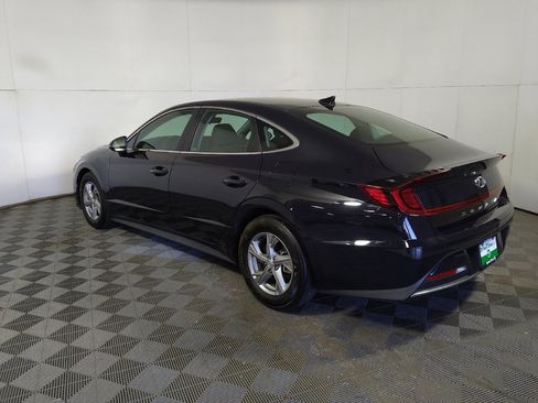 Used 2023 Hyundai Sonata SE w/ Preferred Accessory Package FWD image 3