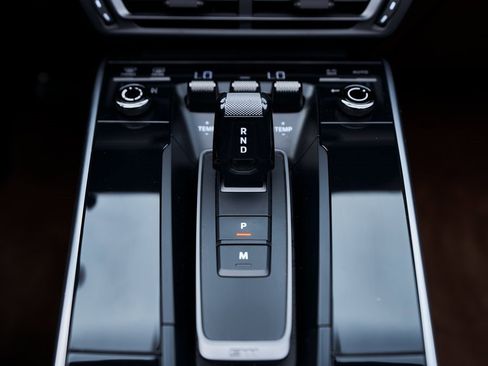 Used 2021 Porsche 911 Turbo S image 53